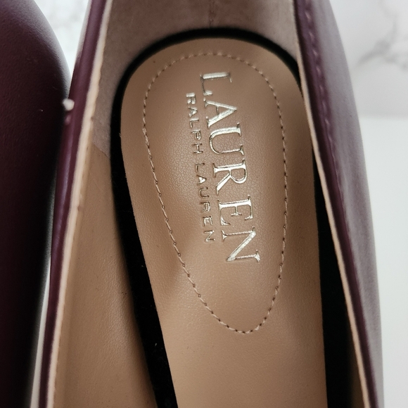 NWOB Lauren Ralph Lauren | Lindella Leather Black Velvet Cap Toe Pumps - Size 8 - Picture 9 of 10